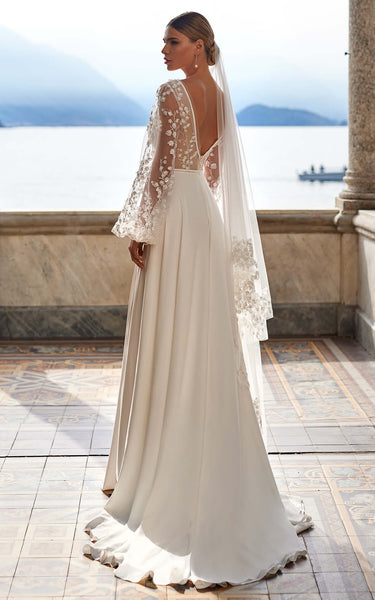 Sexy Floral A-Line Boho Wedding Dress Elegant Illusion Long Sleeves Plunging Neckline Split Front Maxi Bridal Gown