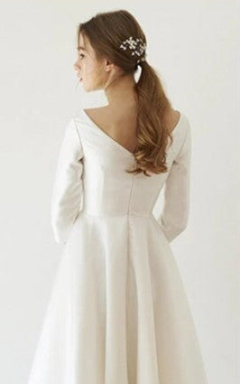 Vintage Modest A-Line Tea Length Satin Wedding Dress Simple Casual Long Sleeve V-Neck Zipper Back Bridal Gown