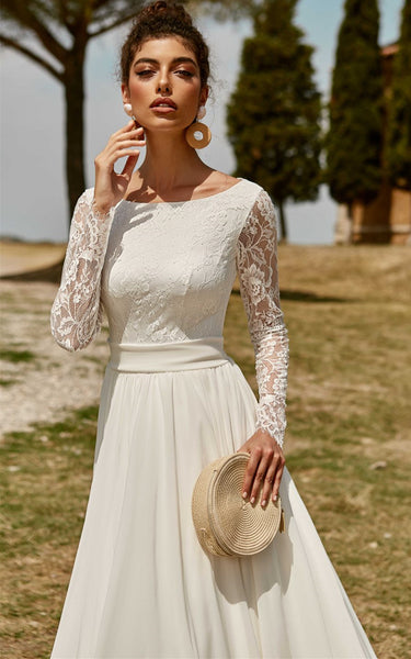 Floral Modest A-Line Ball Gown Wedding Dress Elegant Western Illusion Long Sleeves Bateau Neckline Deep-V Back Bridal Gown