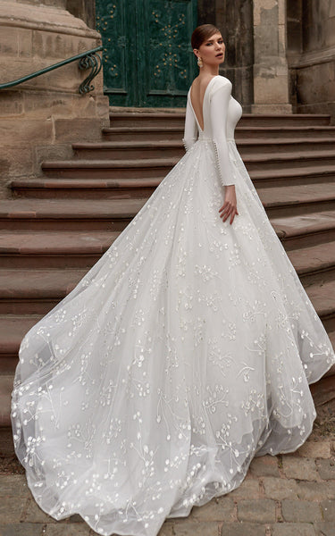 Elegant Princess Boho Satin A-Line Plunging Neck Wedding Dress with Sleeves Western Sexy Low V Back Beaded Pearl Appliqued Ball Gown