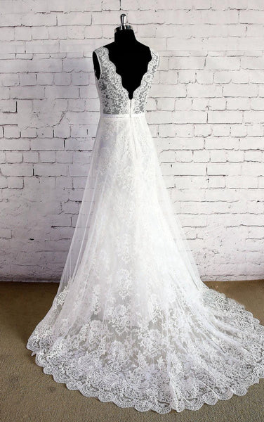 Double Layered V-Neck Sleeveless Lace Wedding Dress With Lace Trim