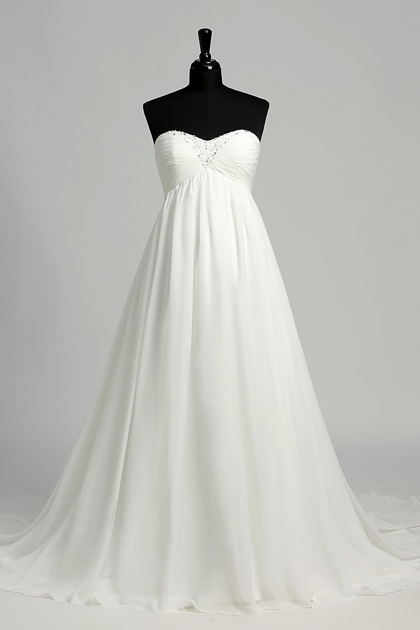 A-line Sweetheart Sleeveless Floor-length Chiffon Maternity Wedding Dress with Court Train