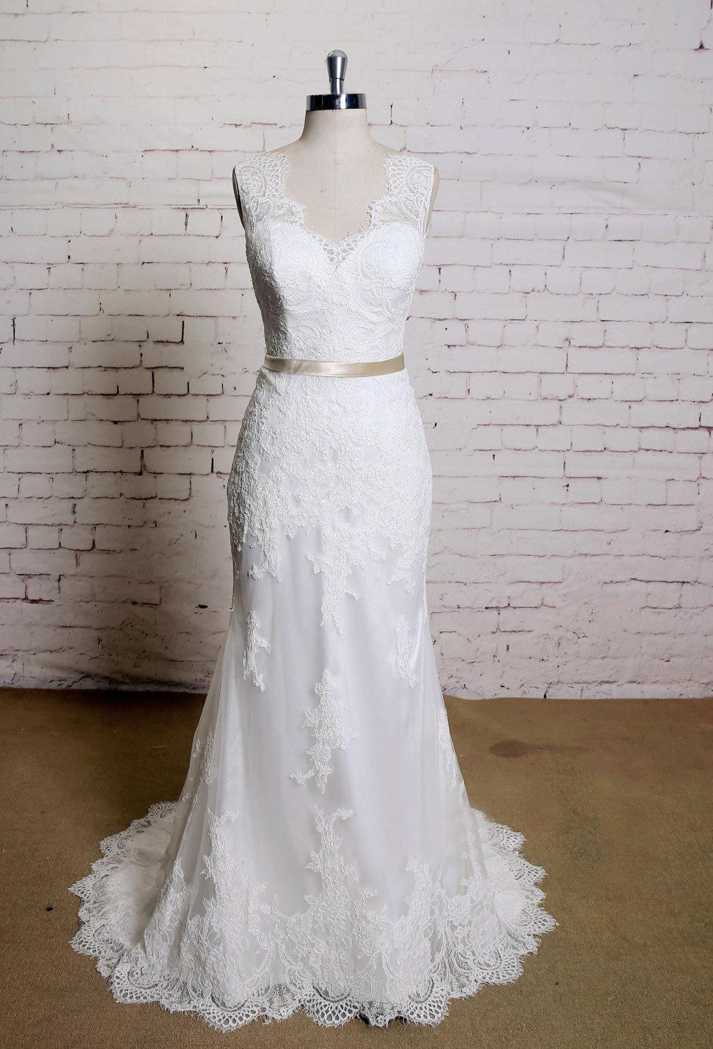 V-Neck Sleeveless Lace Mermaid Wedding Dress With Satin Sash