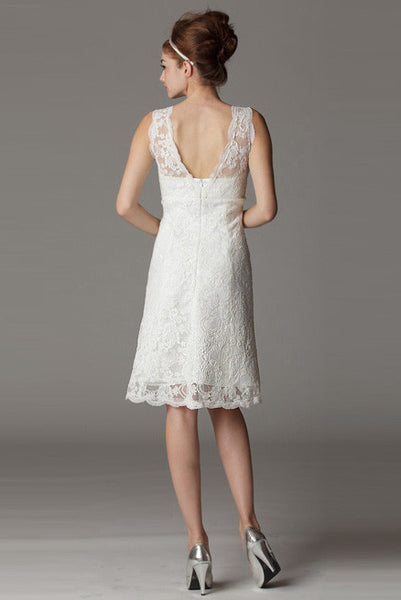 V-Neck Sleeveless Short Lace Wedding Dress