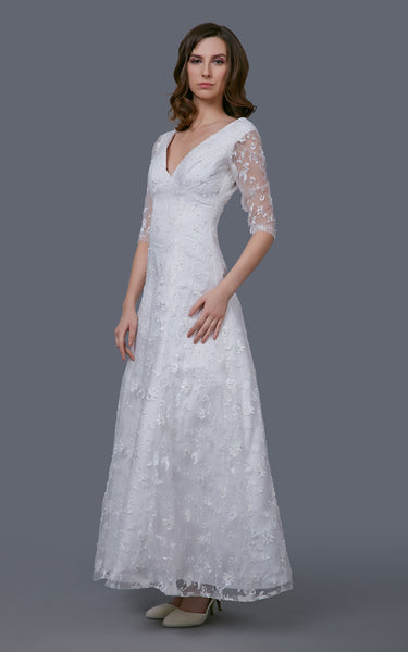 Vintage Long Lace Sleeve V-neck A-line Lace Gown With Pleats-ZP_706282